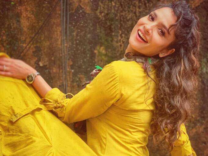 ankita lokhande: lifestyle ankita lokhande is totally fashionista - असल  ज़िंदगी में बेहद स्टाइलिश हैं अंकिता लोखंडे, तस्वीरें देख उड़ जाएंगे होश -  Navbharat Times Photogallery