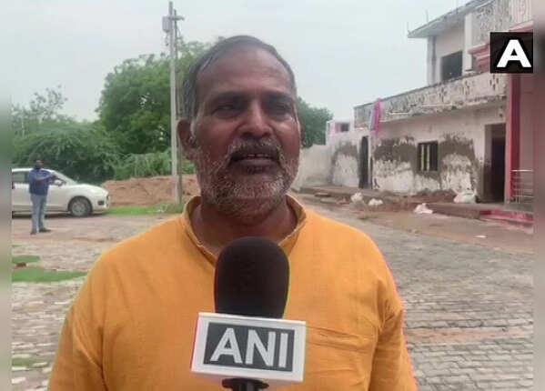 अपने पिता के अपमान का यूं लिया था बदला