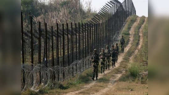 पाकिस्तानी सैन्याच्या BAT चा हल्ल्याचा कट, LoC वर सुरक्षा दलांना हाय अलर्ट