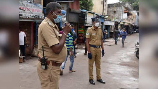 पाच वर्षांच्या चिमुकलीसाठी पोलीस बनले देवदूत!