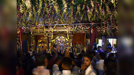 'बालाजी' मंदिरात १४० कर्मचारी करोनाग्रस्त; दर्शन मात्र सुरूच!