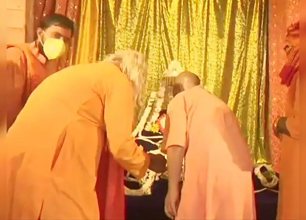रामलला का किया पूजन