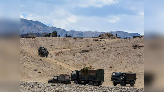 ladakh lac face off : परिस्थिती चिघळली! चीन सीमेवर भारत आणखी ३५ हजार जवान तैनात करणार