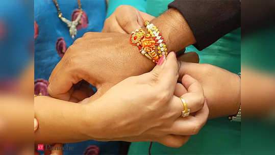 Raksha Bandhan: 'या' गावात ५ दशकांपासून बहिणीने भावाला राखी बांधलेली नाही