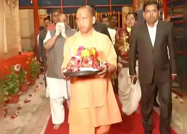25 मार्च 2020 को अस्थायी मंदिर में रामलला