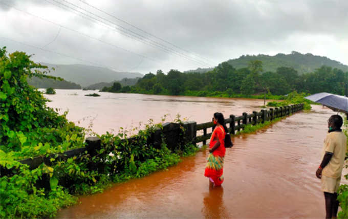 कोकणात नद्यांना पूर