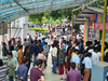 UP BEd JEE 2020: परीक्षा सेंटर पर सोशल डिस्टेंसिंग की उड़ीं धज्जियां, कई ने छोड़ी बीएड प्रवेश परीक्षा 