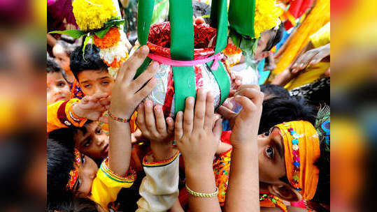 गोविंदां पथकांना करोनाचा फटका; रोजगार बुडाला