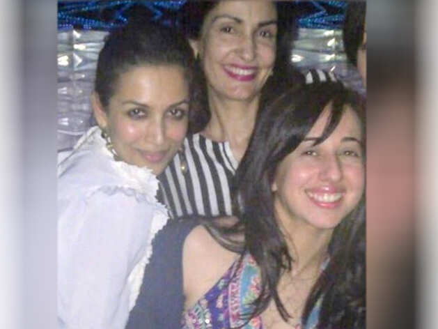 Malaika Arora With Simar Dugal Malaika Arora With Simar Dugal