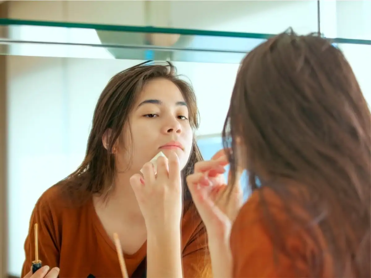 How To Use Face Primer For Long Lasting Makeup In Hindi Saubhaya Makeup