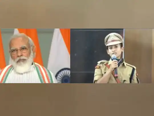 PM Modi's conversation with Bihar's IPS Tanushree बिहार की महिला IPS  तनुश्री से बोले PM मोदी- 'टेक्सटाइल और टेरर...कैसे गुजारा करेंगी?'
