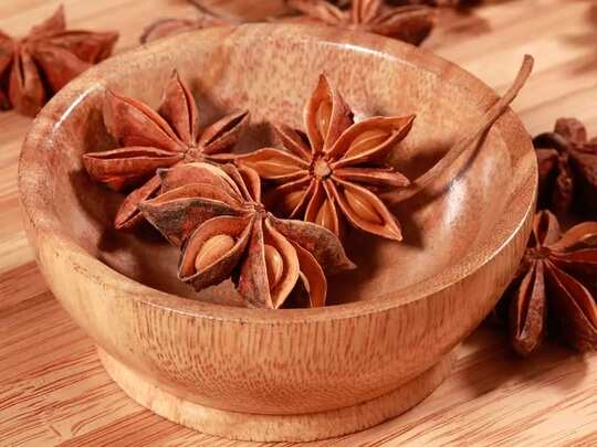 star anise for children: வளரும் பிள்ளை வயிறு வலின்னு அழுதா இதை கொடுங்க வயிறுகோளாறு எல்லாமே சரியாகும்! - home remedies for indigestion for growing children | Samayam Tamil