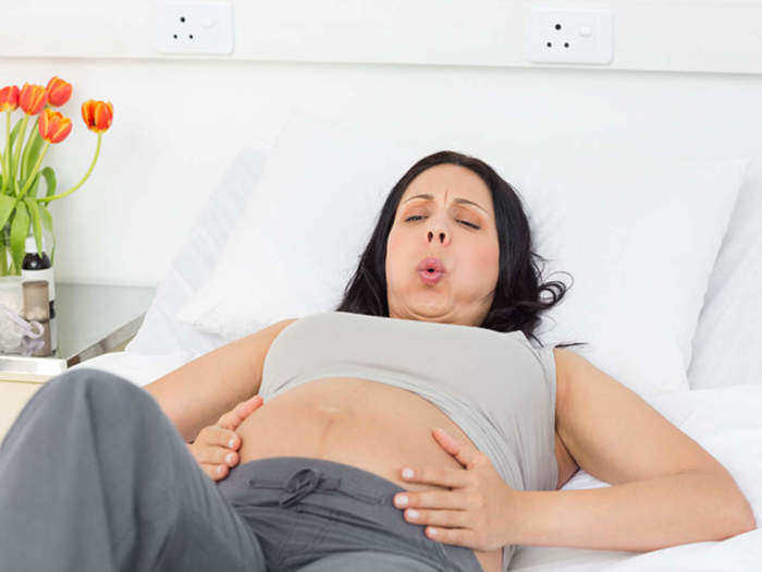 36 Week Pregnancy Symptoms in Hindi :Pregnancy Symptoms in Week 36, Garbhavastha Ke chattesva hafte Ke Lakshan - प्रेगनेंसी का 36वां हफ्ता और लक्षण | Navbharat Times - Navbharat Times