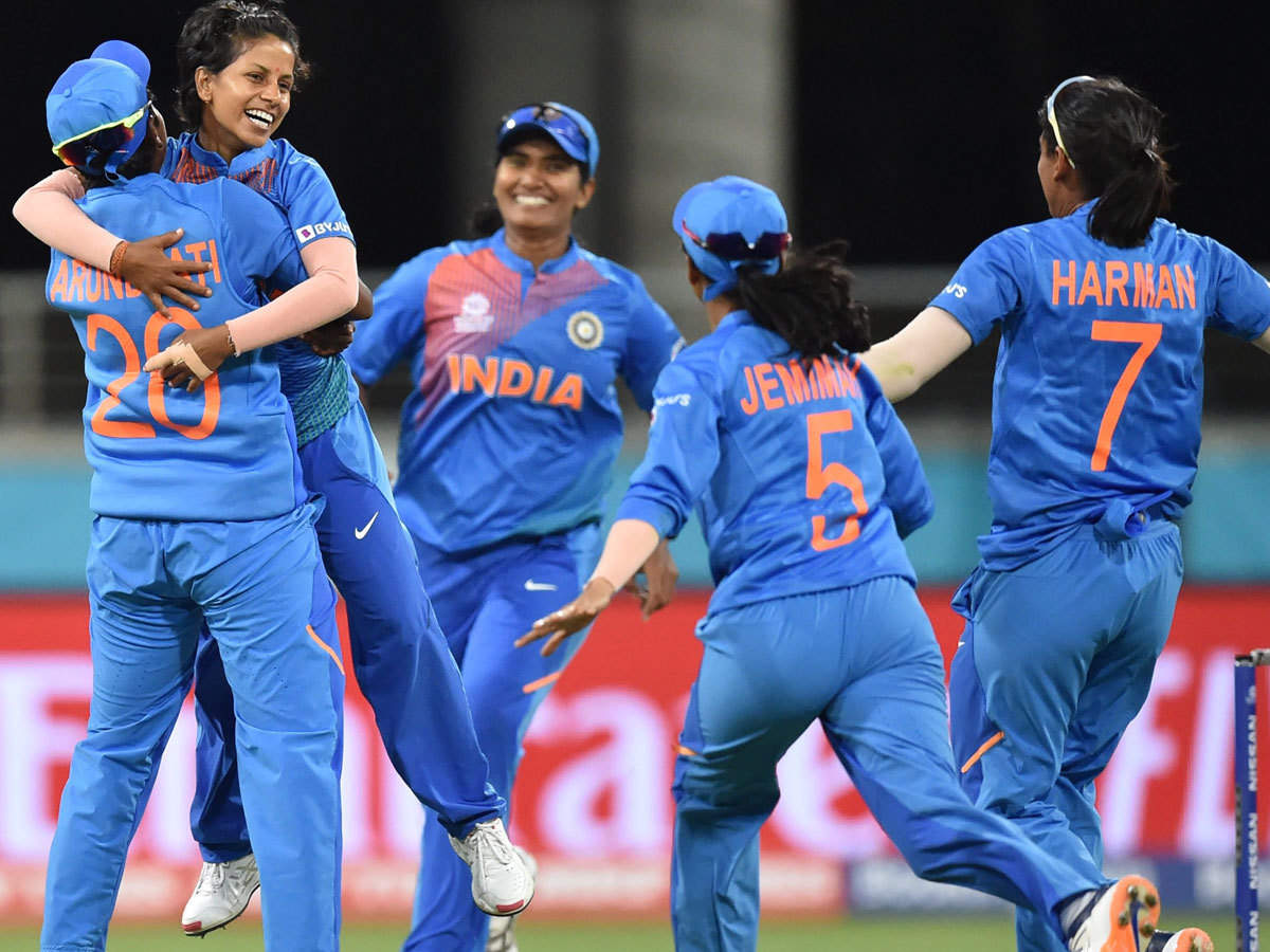 women t20 ranking team India: ICC महिला टी20 रैंकिंग: टीम इंडिया तीसरे  पायदान पर पहुंची - icc women t20i rankings team india reached at 3rd spot |  Navbharat Times