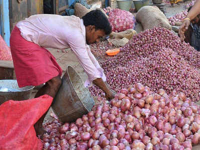 Onion Price: विदेशी प्याज के आने से देसी प्याज की कीमतों में आई कमी, अब इतना रेट 