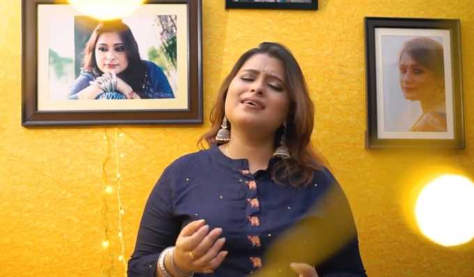 Latest Mou Chattopadhyay ম চট ট প ধ য য র গ ন ছড য পড ক দ প বল র আল Mou Chattopadhyay S New Bengali Songs For Diwali