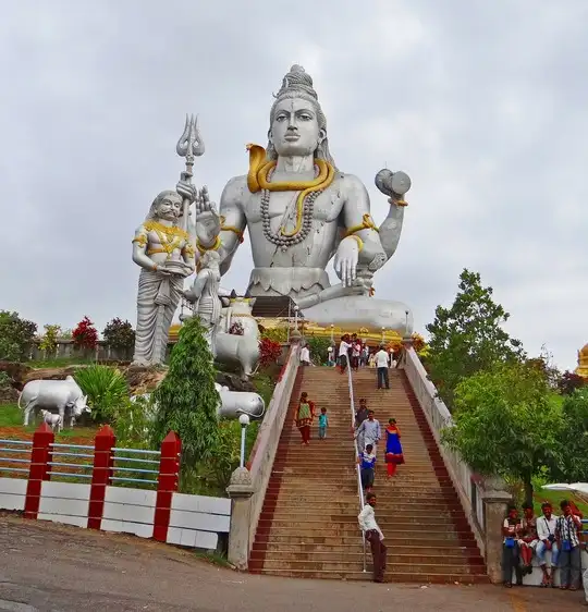 murudeshwar temple, ಮುರುಡೇಶ್ವರದ ಬಗ್ಗೆ ನಿಮಗೆಷ್ಟು ಗೊತ್ತು..? ಇಲ್ಲಿದೆ 11 ಆಕರ್ಷಕ  ರಹಸ್ಯಗಳು..! - everything you must know about famous murudeshwar temple -  Vijaya Karnataka