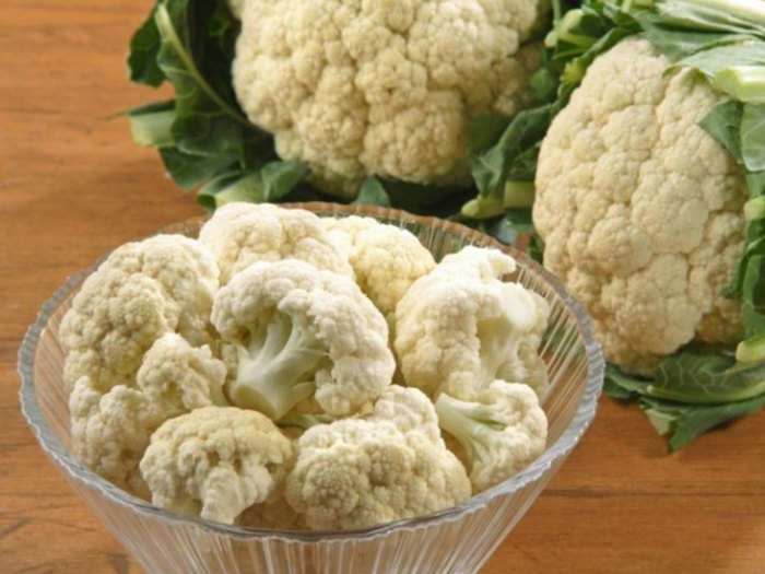 Cauliflower and Weight loss: Gobhi khane ke fayde aur weight loss - फैट को तेजी से पिघलाती है फूलगोभी, सर्दियों में इन 5 कारणों से करें इसका नियमित सेवन - Navbharat Times