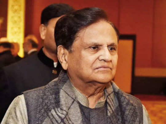 congress ke neta ahmed patel ka nidhan bete ne di jankari: कांग्रेस के नेता  अहमद पटेल का निधन बेटे ने दी जानकारी