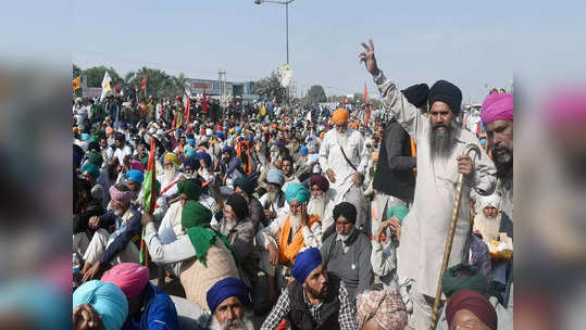 Farmers Protest : आंदोलनकर्त्या शेतकऱ्यांची करोना चाचणी, प्रशासनाचे आदेश