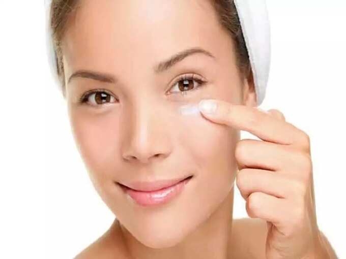 treatment for oil skin: முகத்துல எண்ணெய் வடியுதா, இதை ஃபாலோ பண்ணுங்க! - how to deal with oily skin 5 samayam tamil Tamil News Spot