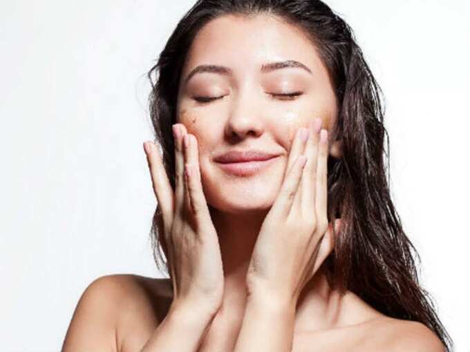 skin care facts and myths: அழகு பராமரிப்பு குறித்த கட்டுக்கதைகளும் உண்மைகளும் என்ன, எல்லோரும் தெரிஞ்சுக்கங்க! - common unknown myths and facts of skin 6 samayam tamil Tamil News Spot