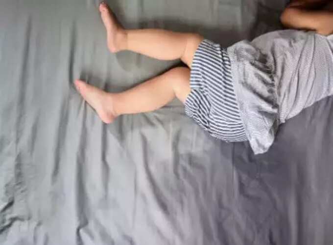 diabete symptoms in children: உங்க குழந்தை அடிக்கடி யூரின் போயிட்டே இருக்காங்களா, சர்க்கரை நோயாவும் இருக்கலாம்! உடனே கவனிங்க! - symptoms of type 1 diabetes in children 3 samayam tamil Tamil News Spot