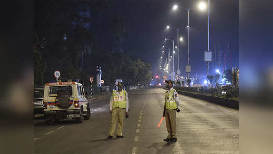 New Year Celebration: संचारबंदीतच होणार नववर्षाचे स्वागत; मुंबई, पुण्यात 'हे' आहेत नियम