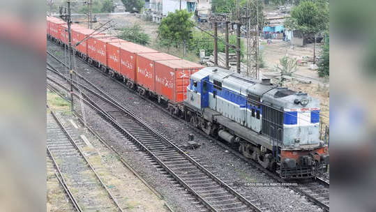 Railway Freight मालवाहतूक सुस्साट! रेल्वेची डिसेंबरमध्ये ११ हजार ७८८ कोटींची कमाई