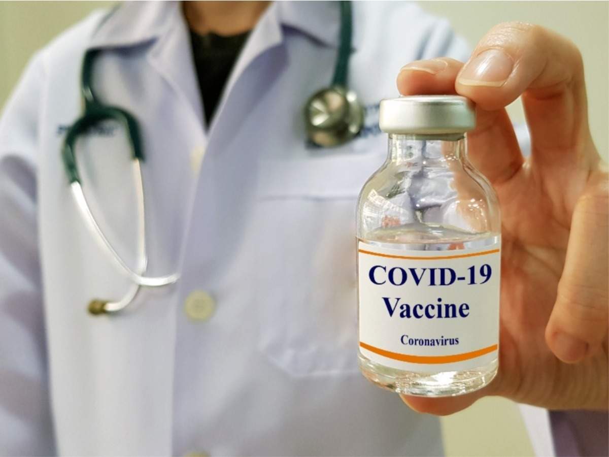 Is the Covid vaccine safe? : क्या कोविड वैक्सीन नहीं है सेफ, जानें लगवाने  में किसको है जोखिम - Navbharat Times