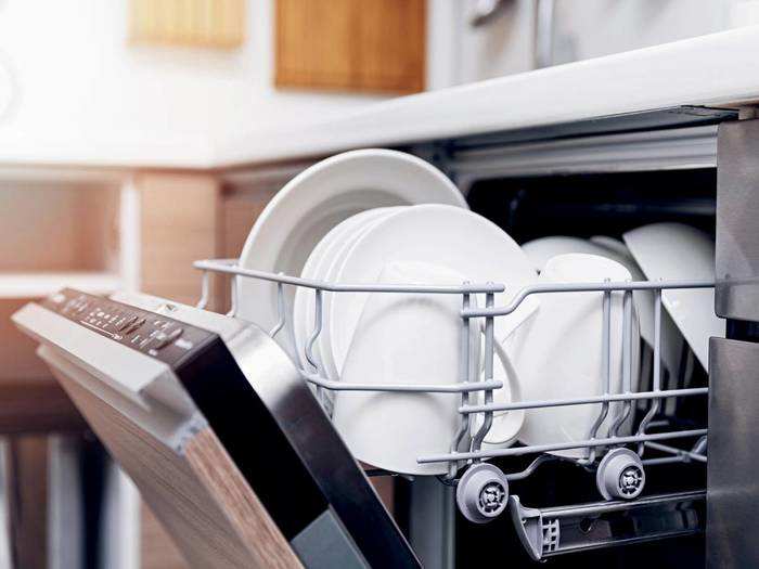 Dishwasher On Amazon : Dishwasher की शॉपिंग पर मिल रहा है बेहतरीन डिस्काउंट ऑफर, देर न करें