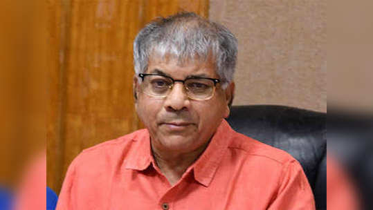 Prakash Ambedkar: लसवर विश्वास कसा ठेवणार?; PM मोदींच्या 'त्या' विधानावर आंबेडकरांचं बोट