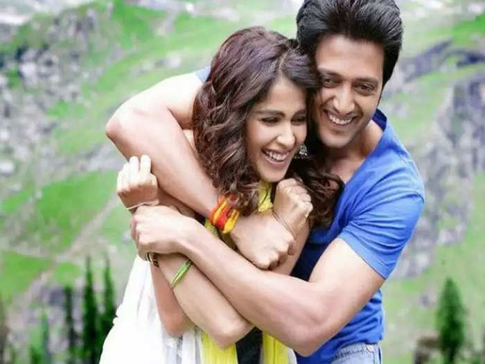 Genelia Dsouza Shares Video With Riteish Deshmukh Genelia Dsouza And Riteish Deshmukh Lovely Video ज न ल य ड स ज न र त श द शम ख क स थ एक प य र स व ड य श यर क य ह Navbharat Times