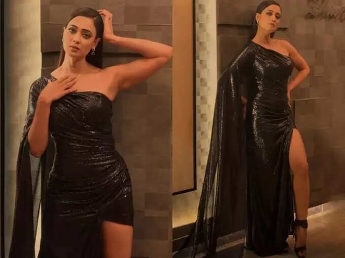 shweta-tiwari-amazing-transformation-loses-10-kg-weight-and-wins-compliments-from-industry-friends-actress-gorgeous-photos श्वेता ने खींचा सभी का ध्यान