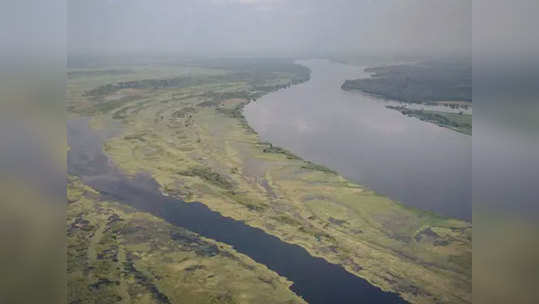 Congo river accident  कांगो: जहाज अपघातात ७००जण बुडाले; ६० ठार, इतरांचा शोध सुरू