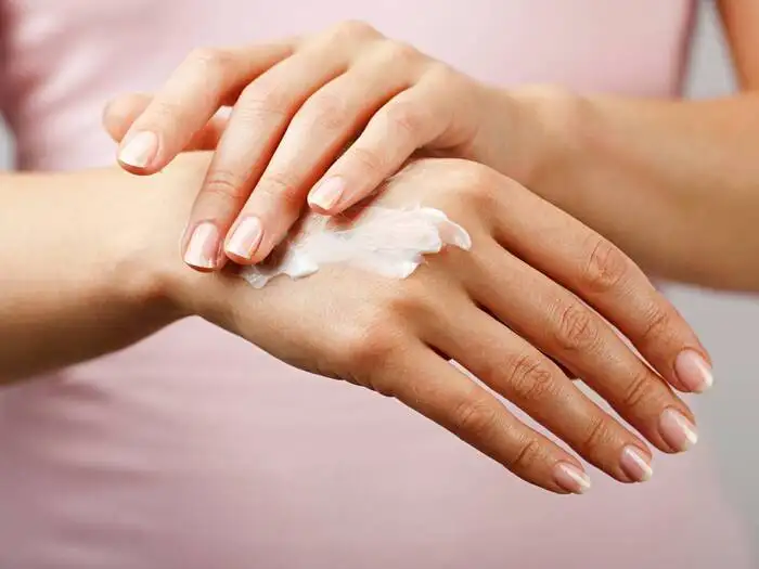 अपनी त्वचा पर बॉडी लोशन न लगाएं, इसका कारण जानिए