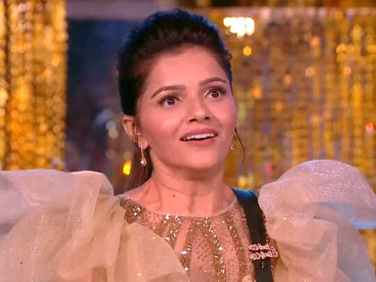 rubina dilaik prize money electricity to village: Rubina Dilaik Wants To Spend  Her Prize Money For This Social Cause - Navbharat Times