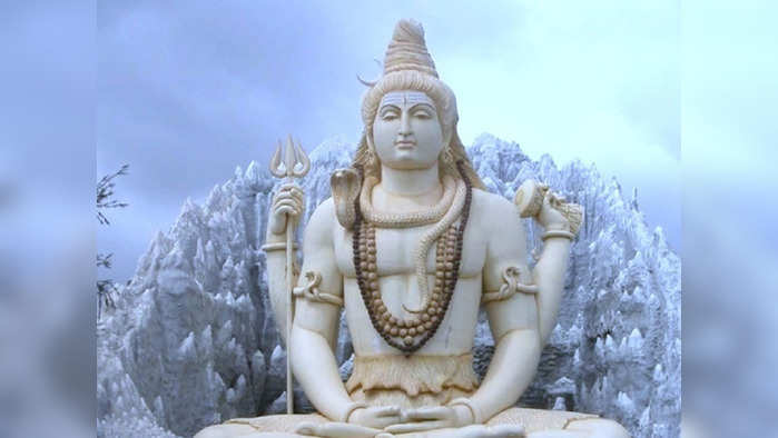 शिवाची कृपादृष्टी असावी सदैव तर महाशिवरात्री पूजेत या ५ गोष्टींचे करा आचरण