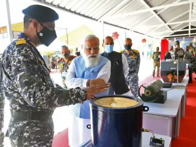 PM Modi in Commanders Meet : सुरक्षा प्रणाली में स्वदेशीकरण पर जोर, पीएम मोदी बोले- भविष्य का फोर्स बने भारतीय सेना 