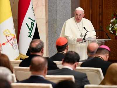 पोप फ्रांसिस की ऐतिहासिक इराक यात्रा खत्म, कड़ी सुरक्षा के बीच रोम रवाना हुए 