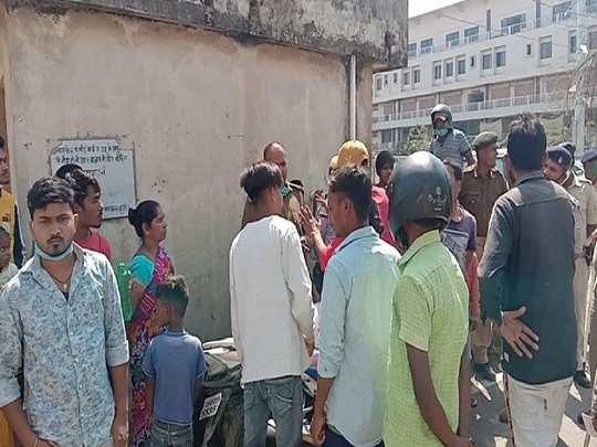 Mob Lynching In Ranchi Youth Beaten To Death In Theft From Truck : रांची में मॉब लिंचिंग- ट्रक से चोरी के आरोप में युवक को जमकर पीटा मौत - Navbharat Times