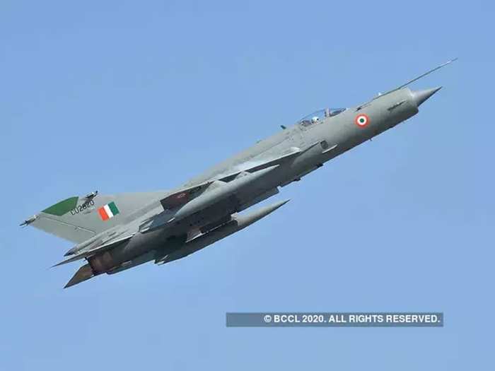 mig-21 bison indian air force fighter jet speed and all specifications in hindi, know mikoyan-gurevich mig-21