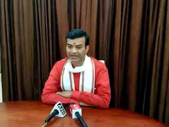 आनंद स्वरूप शुक्ल