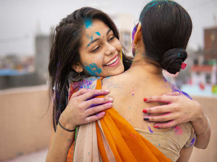 how to make your daughter in law first holi special