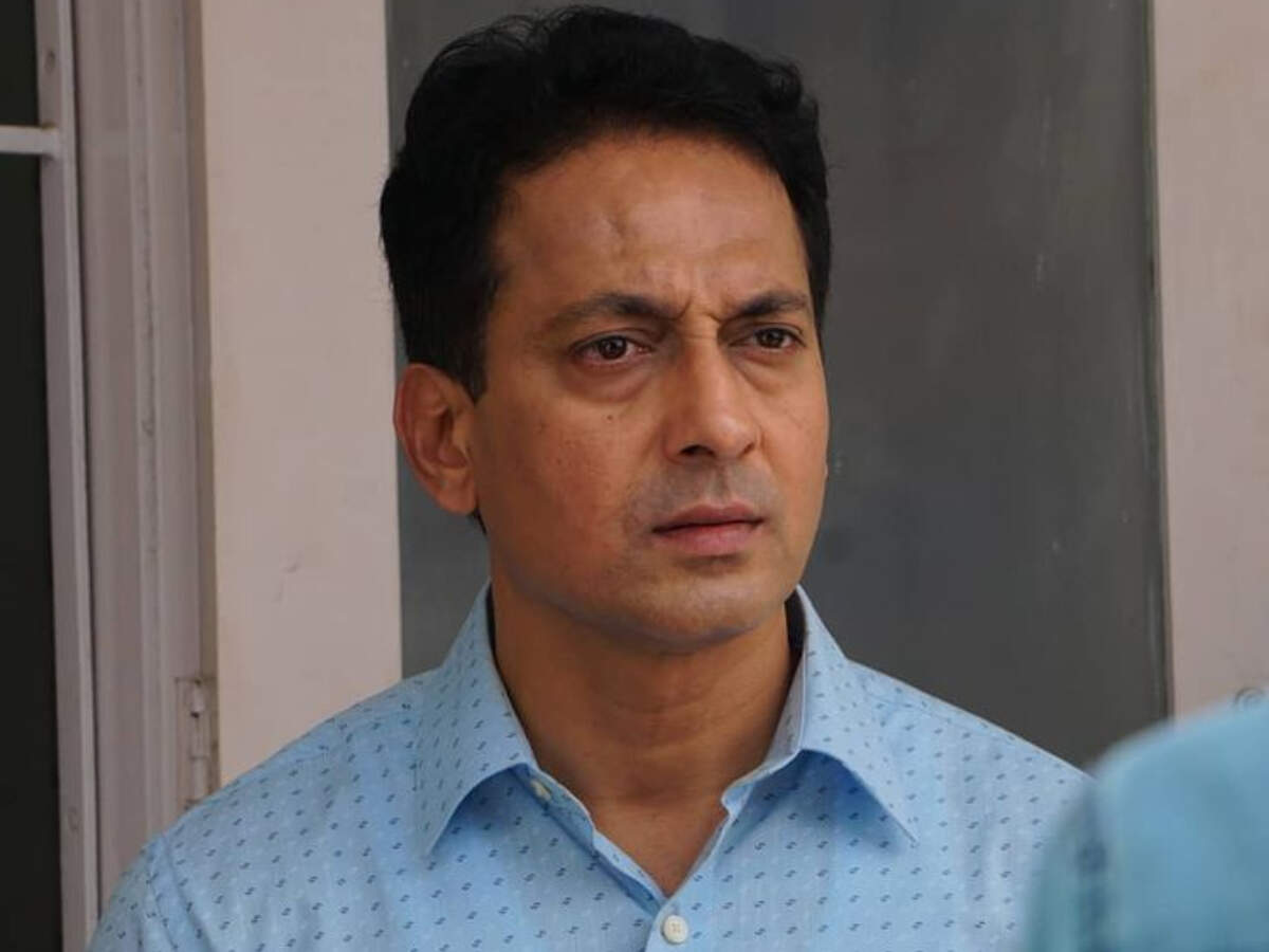 baakiyalakshmi serial: பாக்கியலட்சுமி சீரியல் கோபியின் உண்மையான மனைவி  இவர்தான்! அவரும் நடிகையாமே - baakiyalakshmi serial actor sathish reveals  wife's photo | Samayam Tamil