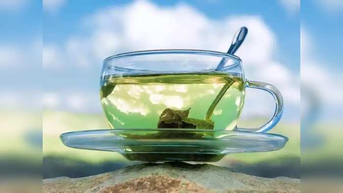 Skin Care With Herbal Tea दिवसाची सुरुवात करा या हेल्दी चहाने, नैसर्गिकरित्या खुलेल तुमचे सौंदर्य