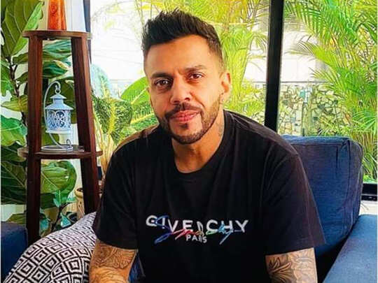 Juggy D arrested domestic violence: Singer Juggy D has been arrested reportedly charged with domestic violence in London सिंगर जग्गी डी घरेलू हिंसा के आरोप में गिरफ्तार? पत्नी को सरप्राइज देने ...