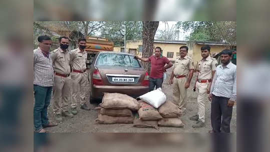 glue smuggling: अवैध २६५ किलो सालई गोंद जप्त; आरोपी निघाला 'या' पक्षाचा पदाधिकारी