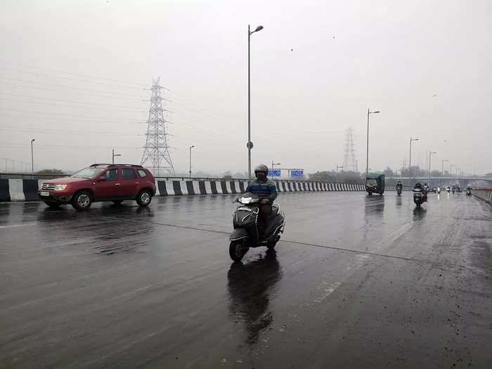 Delhi Weather Monsoon Forecast In Hindi: Skymet Weather Predicts Marginal  Deficit - दिल्‍ली मौसम मॉनसून अपडेट: दिल्‍ली को मई तक सताएंगी धूल भरी  आंधियां, जानें मॉनसून कब लेकर आएगा ...
