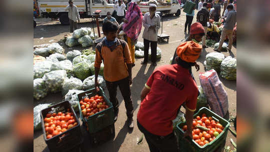 Pune Covid Restrictions: तर जीवनावश्यक वस्तूंची दुकानेही बंद!; पुणे जिल्हाधिकाऱ्यांचा आदेश